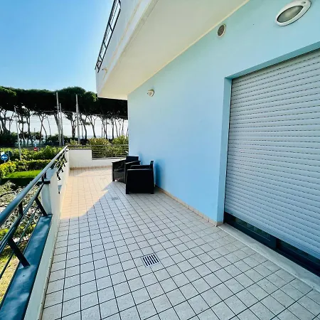 Apartment Trilocale Fronte Mare *